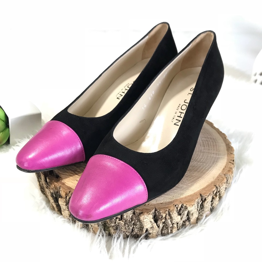 Authentic ST. JOHN Black Color Block Heel
